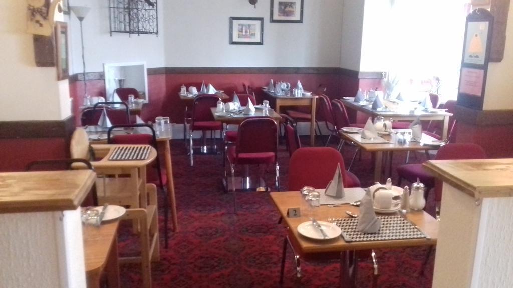 Elmfield 3* Blackpool